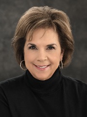 Agent Profile Image for Cyndi Stewart : 01317804