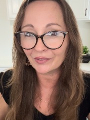 Agent Profile Image for Zdenka "Zee Mahan Mahan : 01434045
