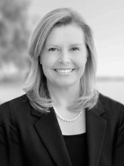 Agent Profile Image for Caroline Dinsmore : 01458457