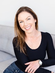 Agent Profile Image for Stacey Scherling : 02157842