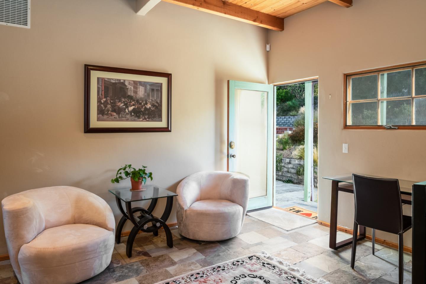 Detail Gallery Image 18 of 32 For 210 San Remo Rd, Carmel,  CA 93923 - 3 Beds | 2 Baths