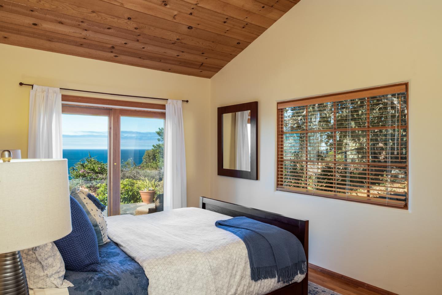 Detail Gallery Image 24 of 32 For 210 San Remo Rd, Carmel,  CA 93923 - 3 Beds | 2 Baths