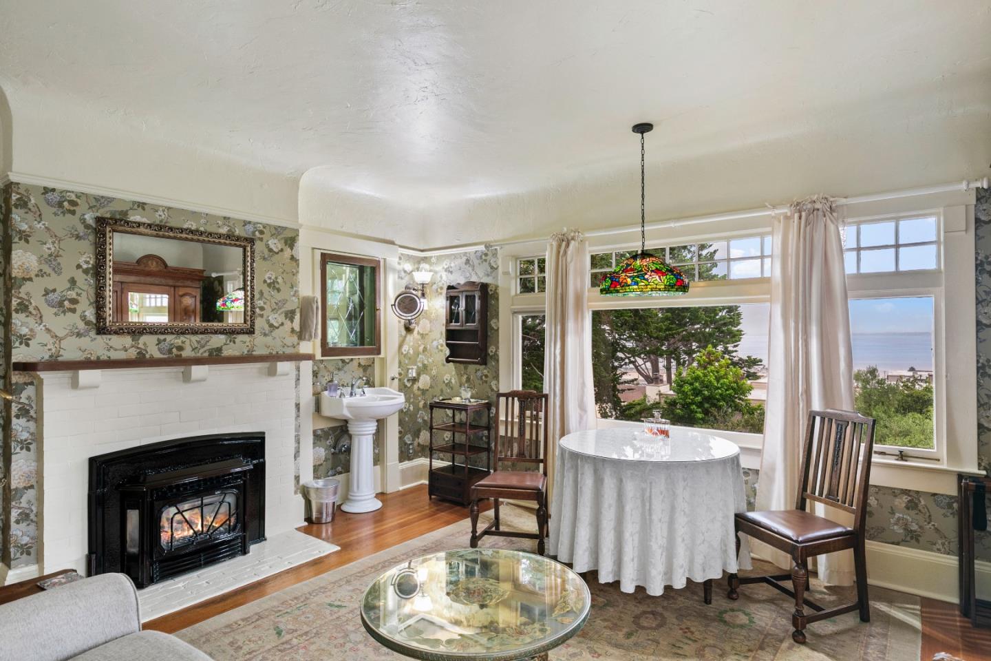 Detail Gallery Image 28 of 64 For 598 Laine St, Monterey,  CA 93940 - 8 Beds | 9 Baths