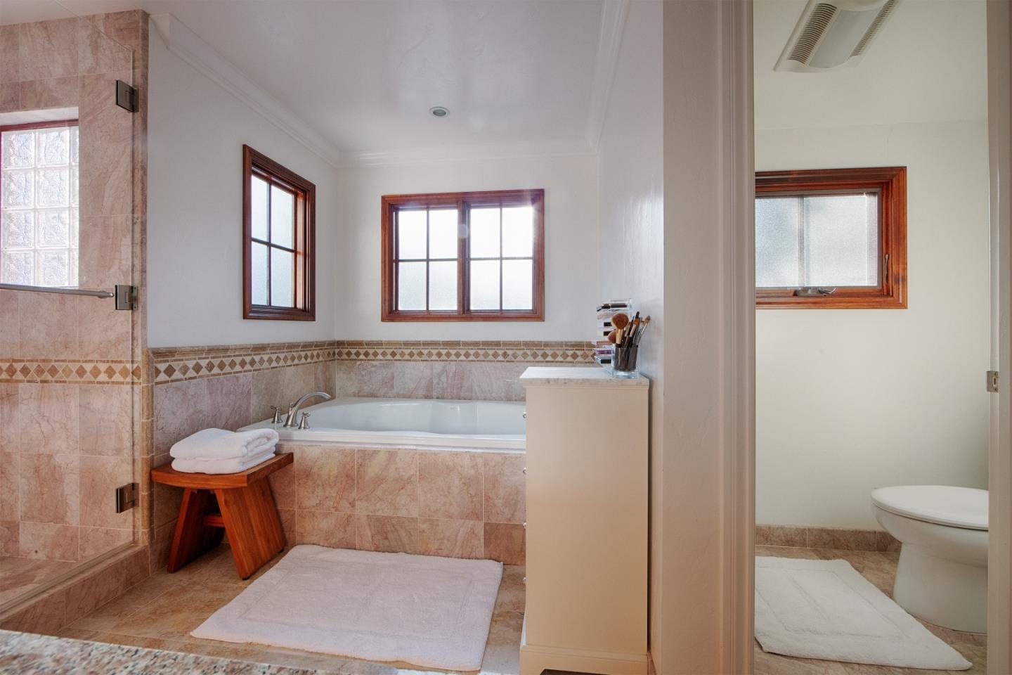 Detail Gallery Image 40 of 50 For 470 Ruthven Ave, Palo Alto,  CA 94301 - 4 Beds | 3/1 Baths