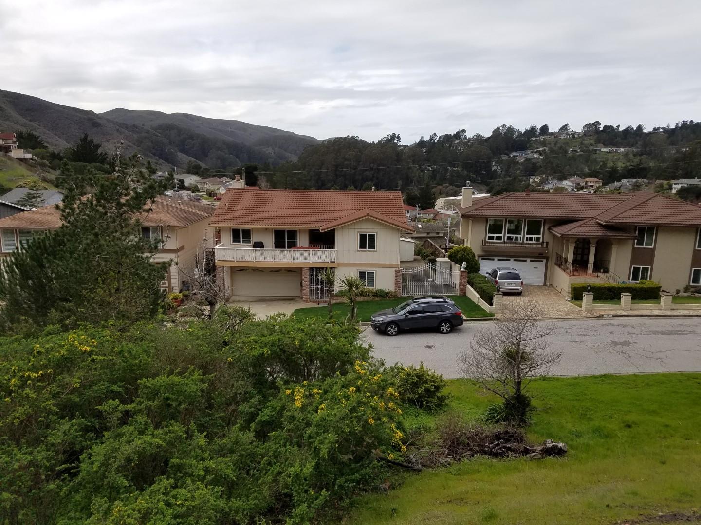 Detail Gallery Image 18 of 29 For 20 Barton Place, Pacifica,  CA 94044 - – Beds | – Baths