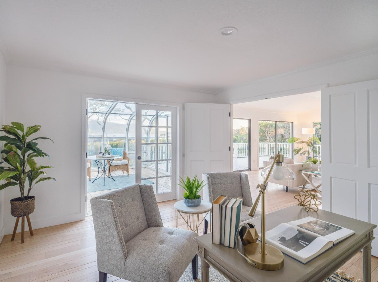 Detail Gallery Image 11 of 16 For 3301 17 Mile Dr #10,  Pebble Beach,  CA 93953 - 5 Beds | 4 Baths
