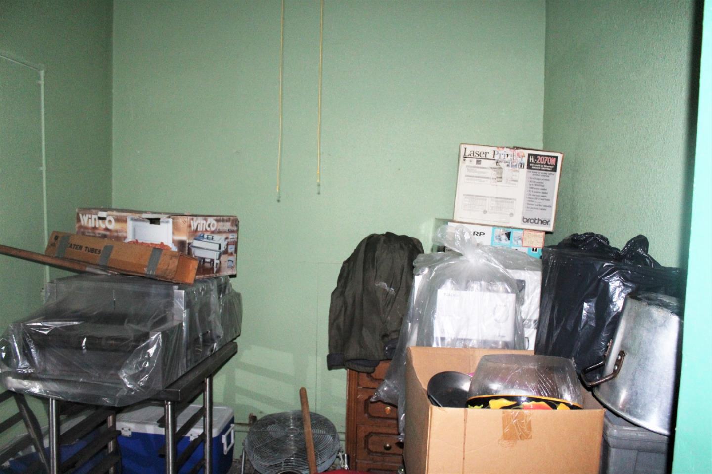 Detail Gallery Image 6 of 10 For 2377 University Ave, East Palo Alto,  CA 94303 - – Beds | – Baths