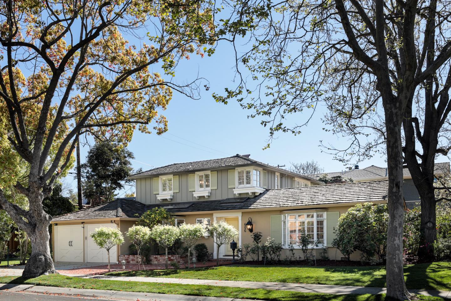 Detail Gallery Image 1 of 1 For 606 Santa Rita Ave, Palo Alto,  CA 94301 - 4 Beds | 2/1 Baths