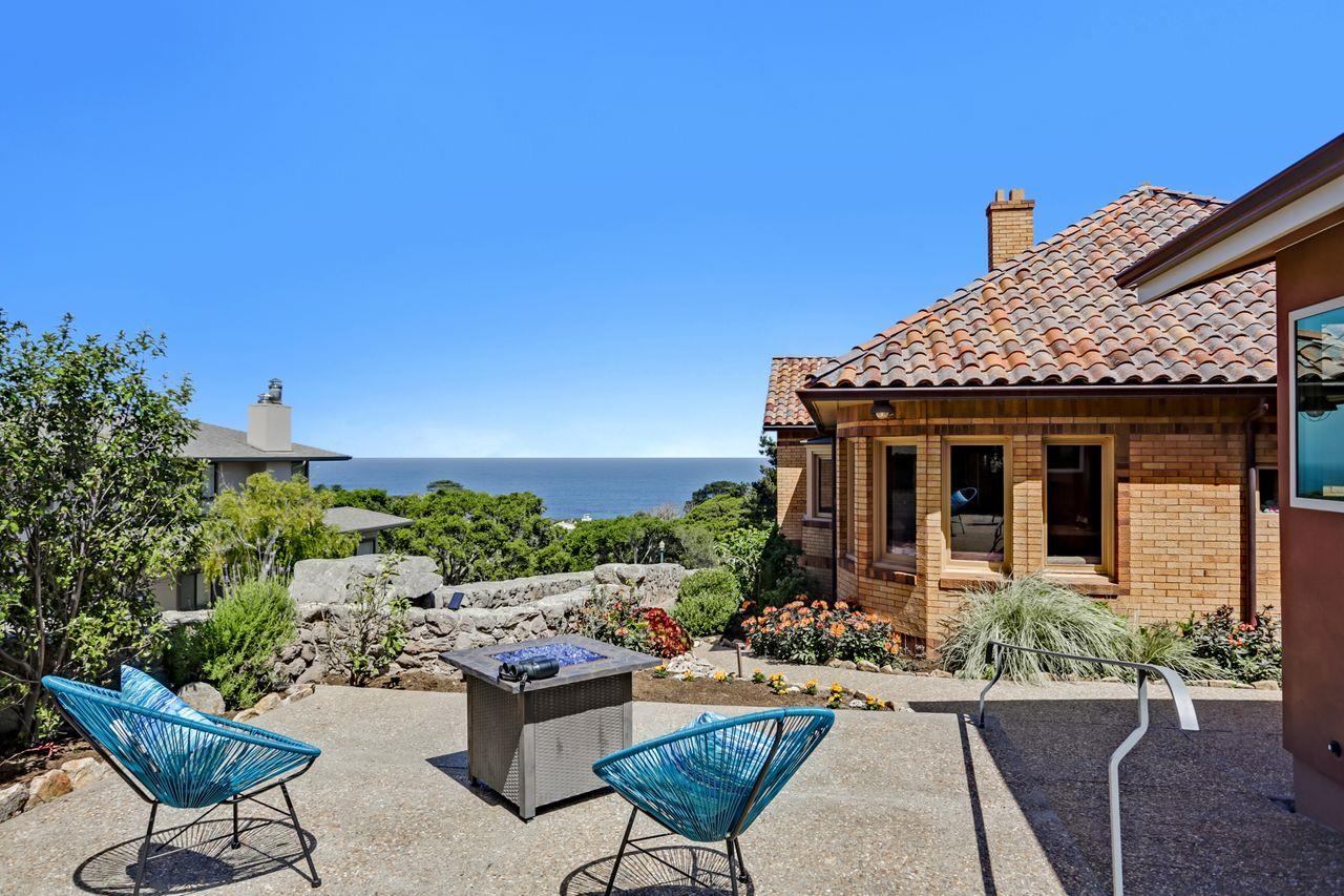 Detail Gallery Image 1 of 1 For 289 Lighthouse Ave, Pacific Grove,  CA 93950 - 4 Beds | 4 Baths