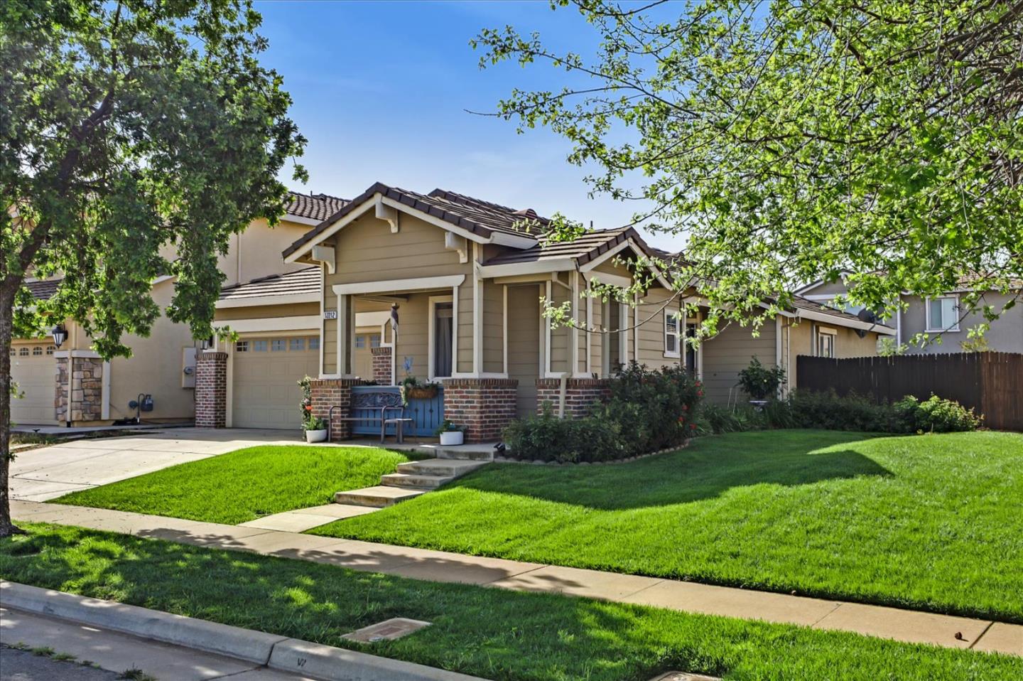 Detail Gallery Image 1 of 1 For 12212 Hetch Hechy Dr, Rancho Cordova,  CA 95742 - 3 Beds | 2 Baths