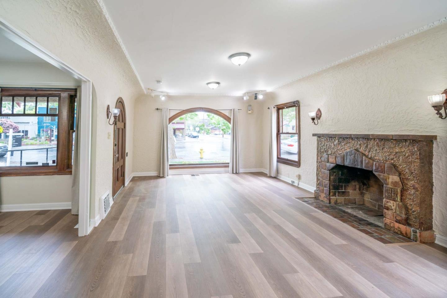 Detail Gallery Image 3 of 28 For 1044 Lincoln Ave, San Jose,  CA 95125 - – Beds | – Baths