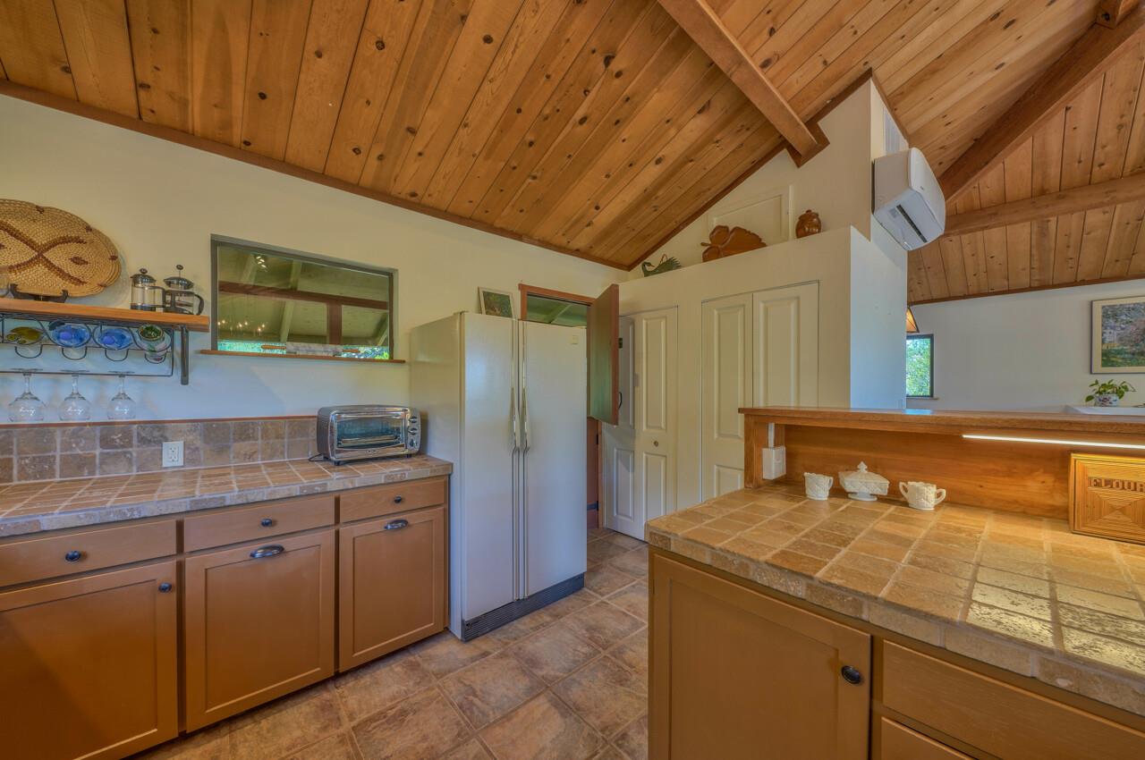 Detail Gallery Image 15 of 35 For 160 Hitchcock Cyn, Carmel Valley,  CA 93924 - 3 Beds | 1/1 Baths