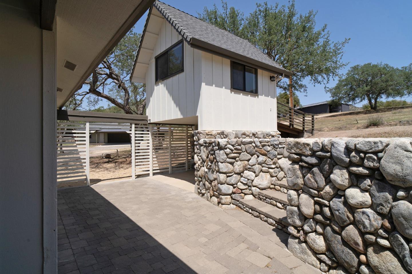 Detail Gallery Image 29 of 37 For 45251 Carmel Valley Rd, Greenfield,  CA 93927 - 3 Beds | 2 Baths