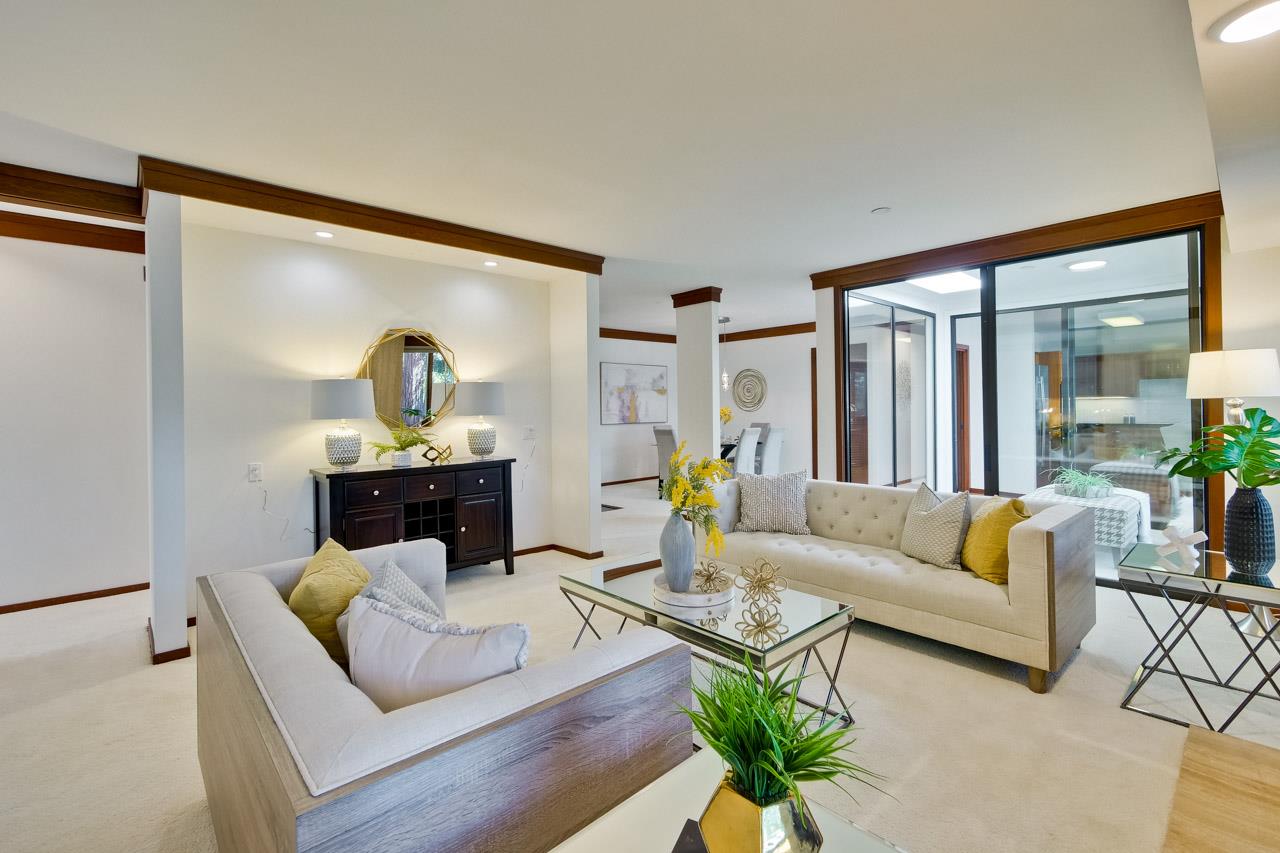 Detail Gallery Image 1 of 1 For 532 Channing Ave #303,  Palo Alto,  CA 94301 - 3 Beds | 2/1 Baths