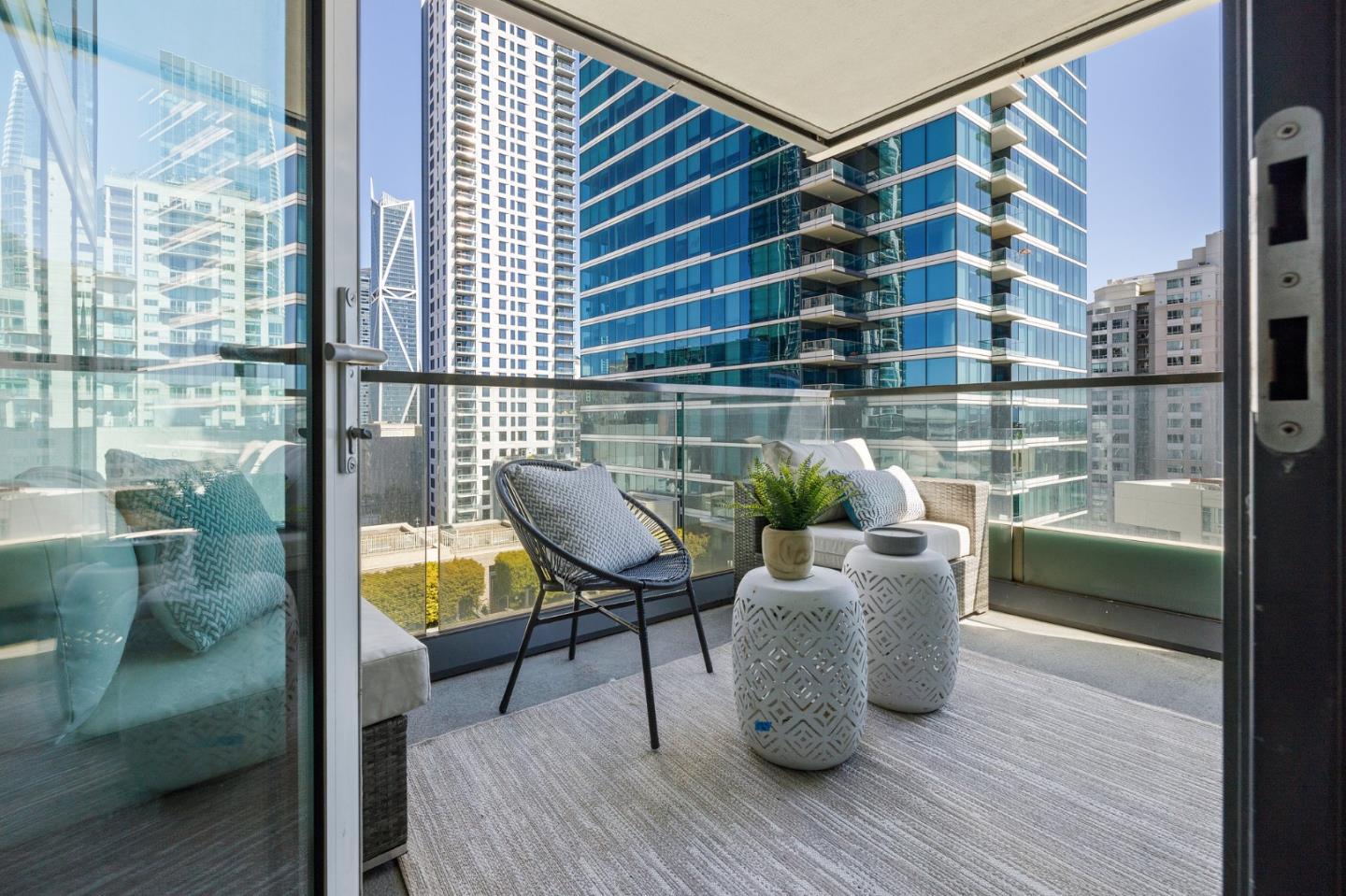 Detail Gallery Image 23 of 39 For 425 1st St #1008,  San Francisco,  CA 94105 - 1 Beds | 1 Baths