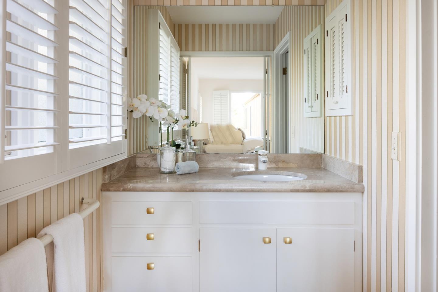 Detail Gallery Image 20 of 29 For 1445 Riata Rd, Pebble Beach,  CA 93953 - 4 Beds | 5/2 Baths