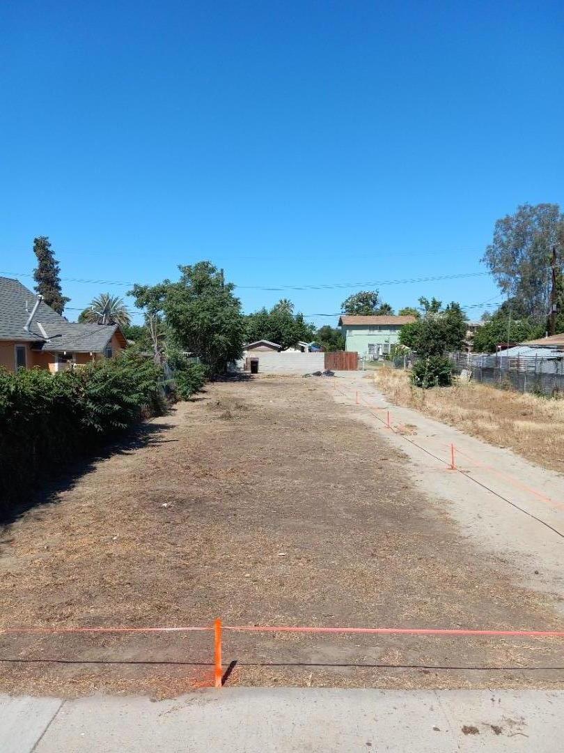 Detail Gallery Image 8 of 13 For 965 E St, Wasco,  CA 93280 - – Beds | – Baths
