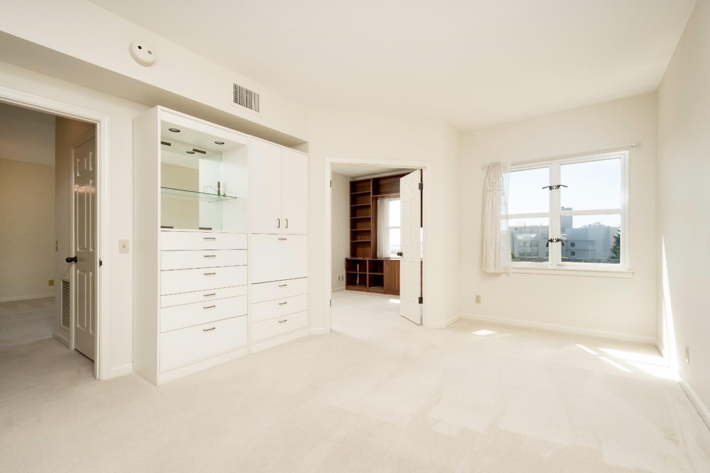 Detail Gallery Image 3 of 8 For 1 Baldwin Ave #606,  San Mateo,  CA 94401 - 1 Beds | 1 Baths