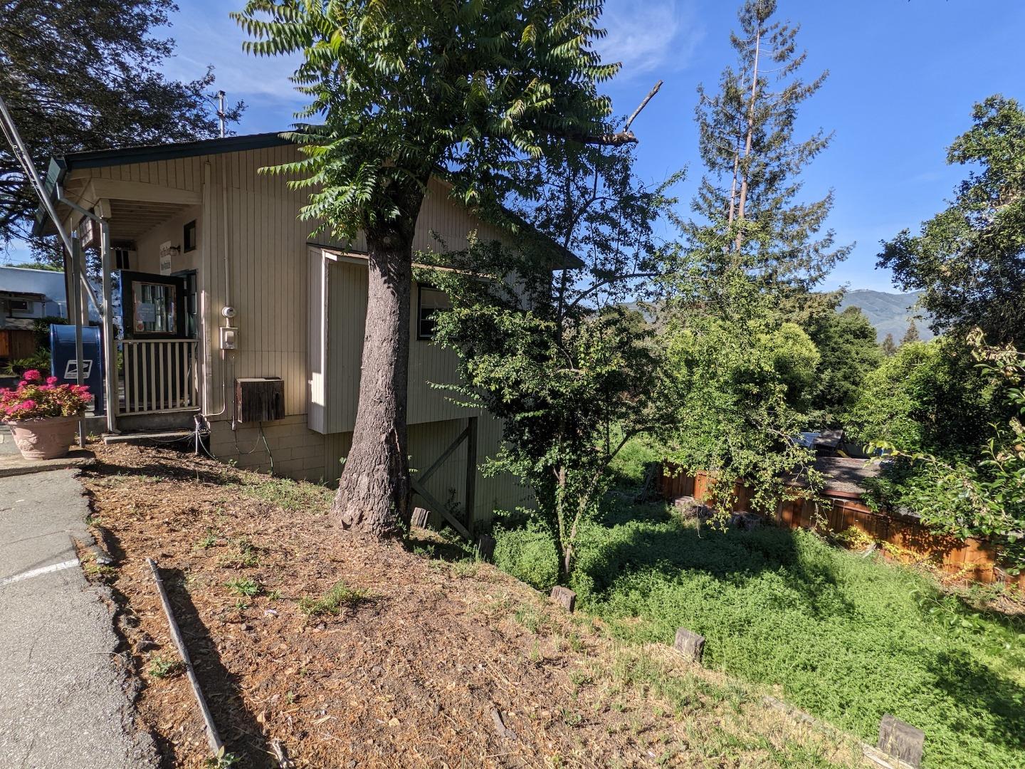 Broadway Rd, Redwood Estates, CA 95044 Beds Baths (Contingent