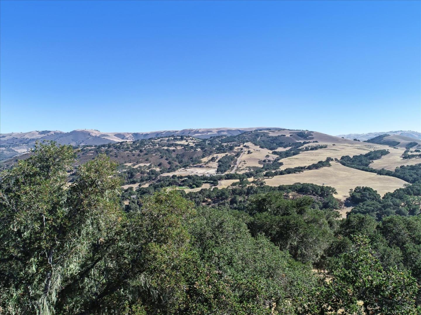 Detail Gallery Image 37 of 43 For 16 Sleepy Hollow Dr, Carmel Valley,  CA 93924 - – Beds | – Baths