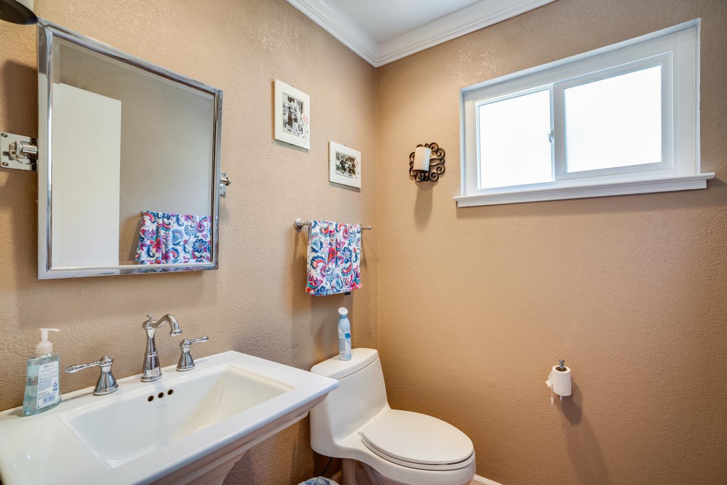 Detail Gallery Image 10 of 22 For 792 Erie Pl, Milpitas,  CA 95035 - 4 Beds | 2/1 Baths
