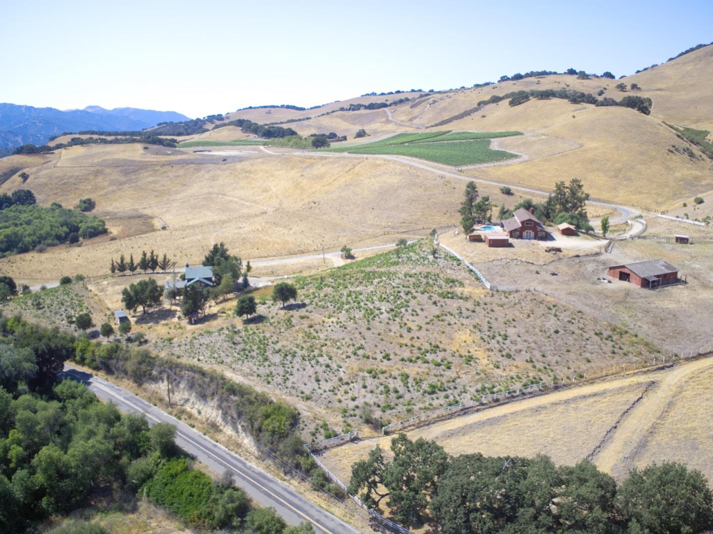 Detail Gallery Image 1 of 1 For 33751 E Carmel Valley Rd, Carmel Valley,  CA 93924 - 6 Beds | 5 Baths