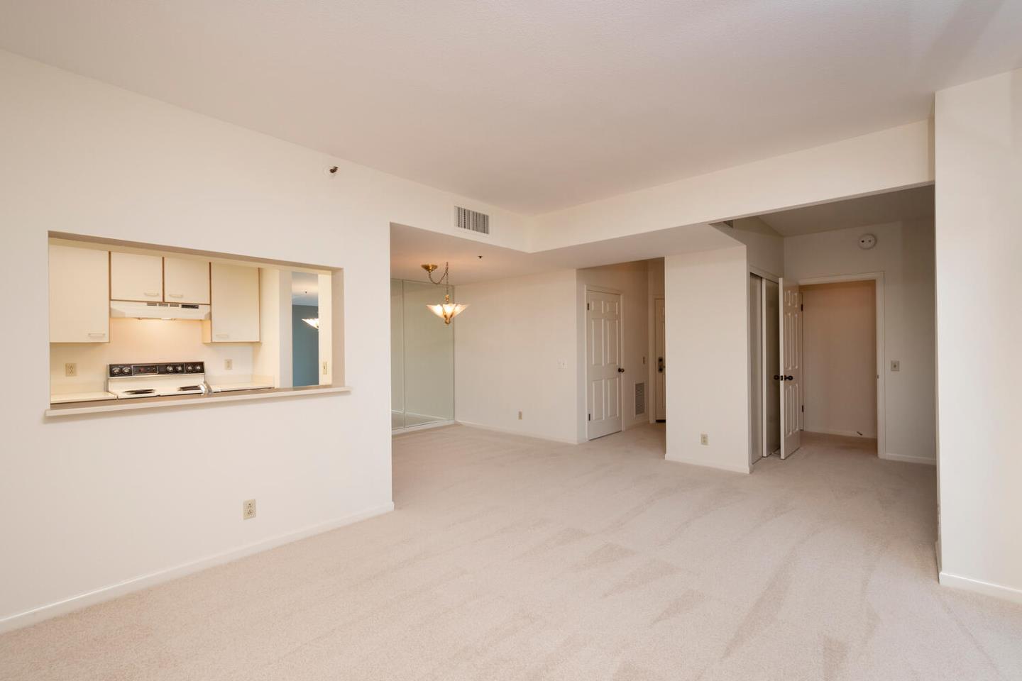 Detail Gallery Image 4 of 12 For 1 Baldwin Ave #701,  San Mateo,  CA 94401 - 1 Beds | 1 Baths