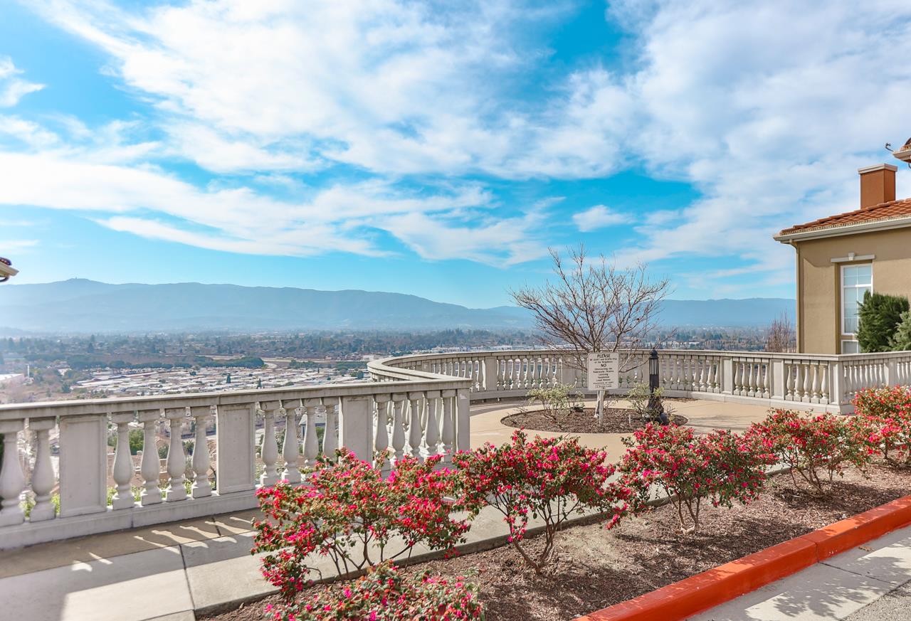 Detail Gallery Image 1 of 1 For 3445 Vittoria Pl #4,  San Jose,  CA 95136 - 3 Beds | 2/1 Baths
