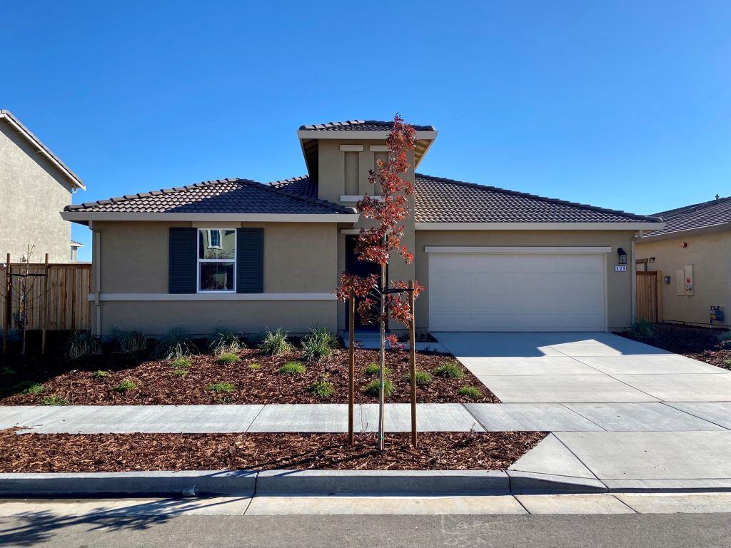 Detail Gallery Image 1 of 1 For 928 Loon St, Lathrop,  CA 95330 - 4 Beds | 2/1 Baths