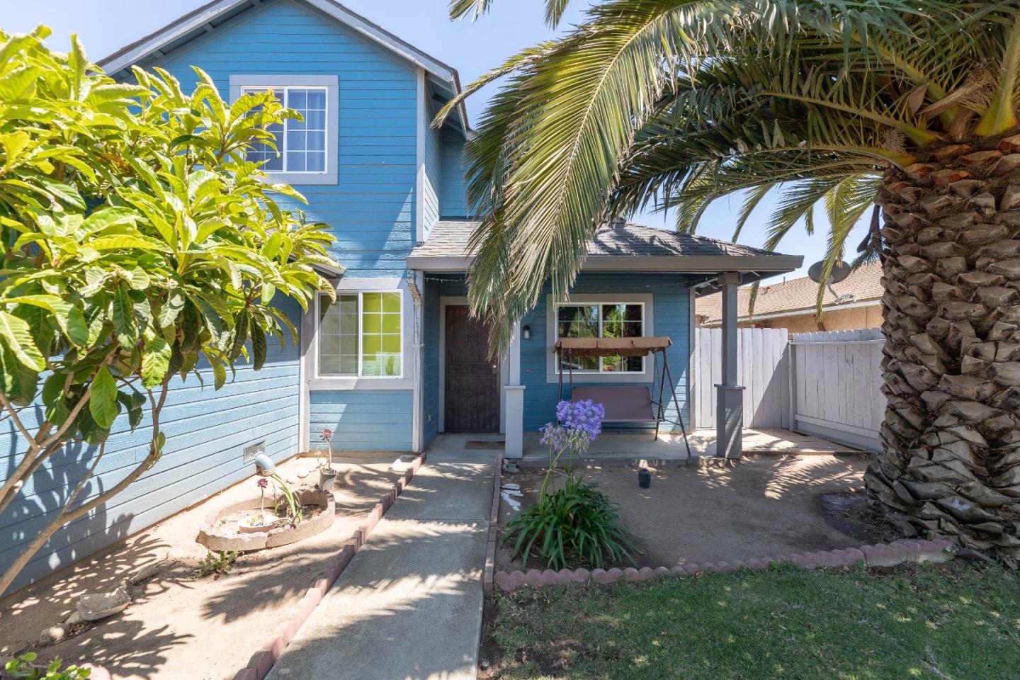 Detail Gallery Image 4 of 30 For 25760 Madison St, Chualar,  CA 93925 - 5 Beds | 3 Baths