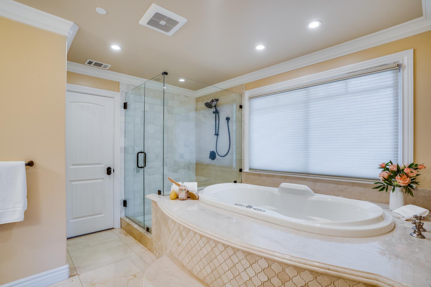Detail Gallery Image 21 of 34 For 15090 Park Dr, Saratoga,  CA 95070 - 4 Beds | 3/1 Baths