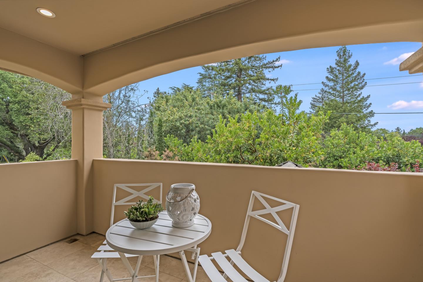 Detail Gallery Image 23 of 34 For 15090 Park Dr, Saratoga,  CA 95070 - 4 Beds | 3/1 Baths