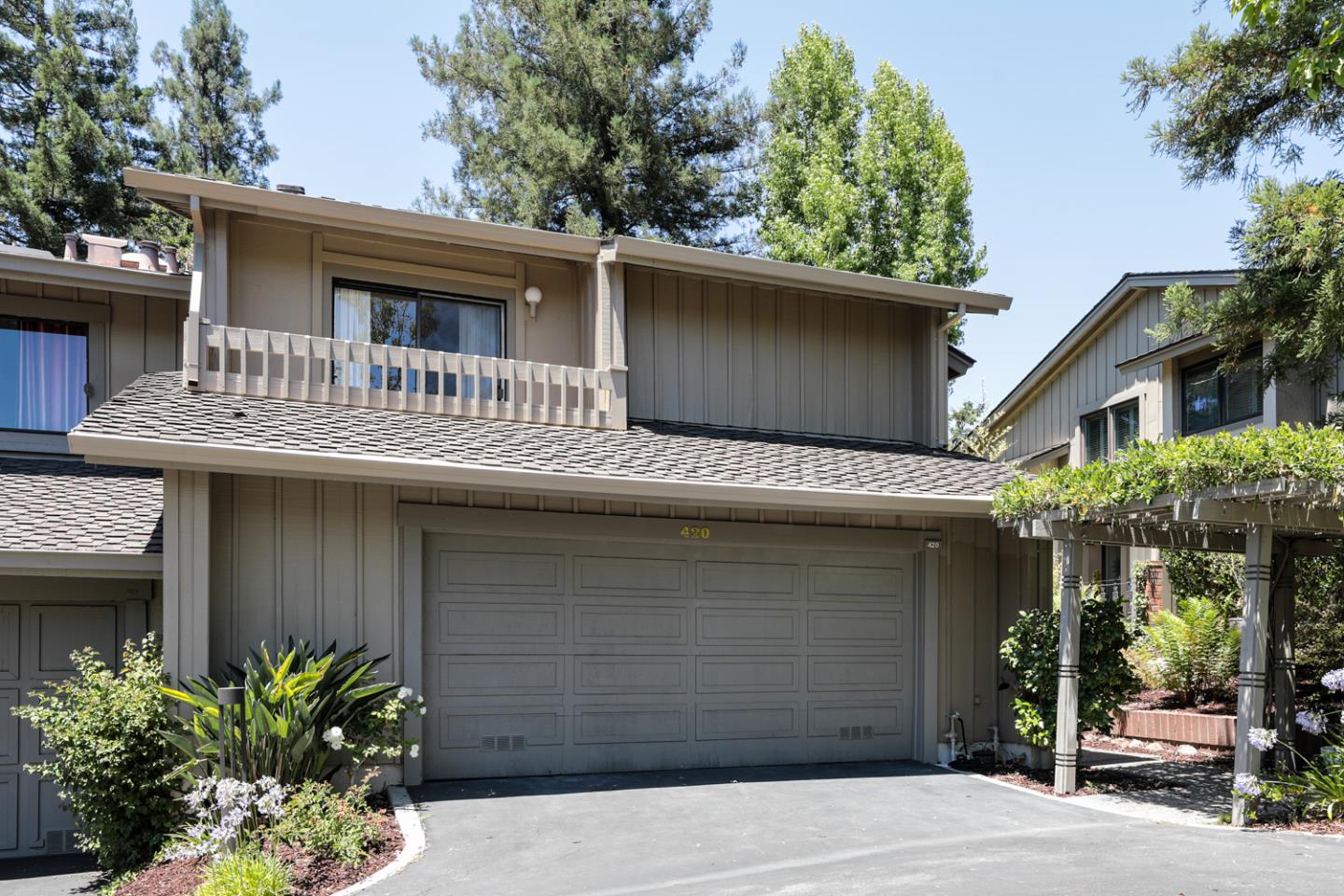 Detail Gallery Image 1 of 1 For 420 Sand Hill Cir, Menlo Park,  CA 94025 - 3 Beds | 2/1 Baths