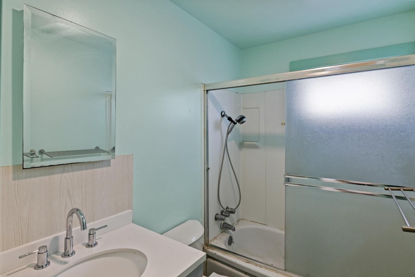 Detail Gallery Image 14 of 33 For 414 2nd St, Pacific Grove,  CA 93950 - 3 Beds | 1 Baths
