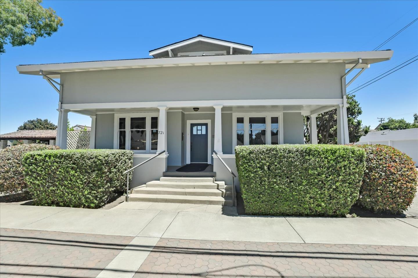Detail Gallery Image 1 of 1 For 721 Monterey St, Hollister,  CA 95023 - 3 Beds | 3/2 Baths