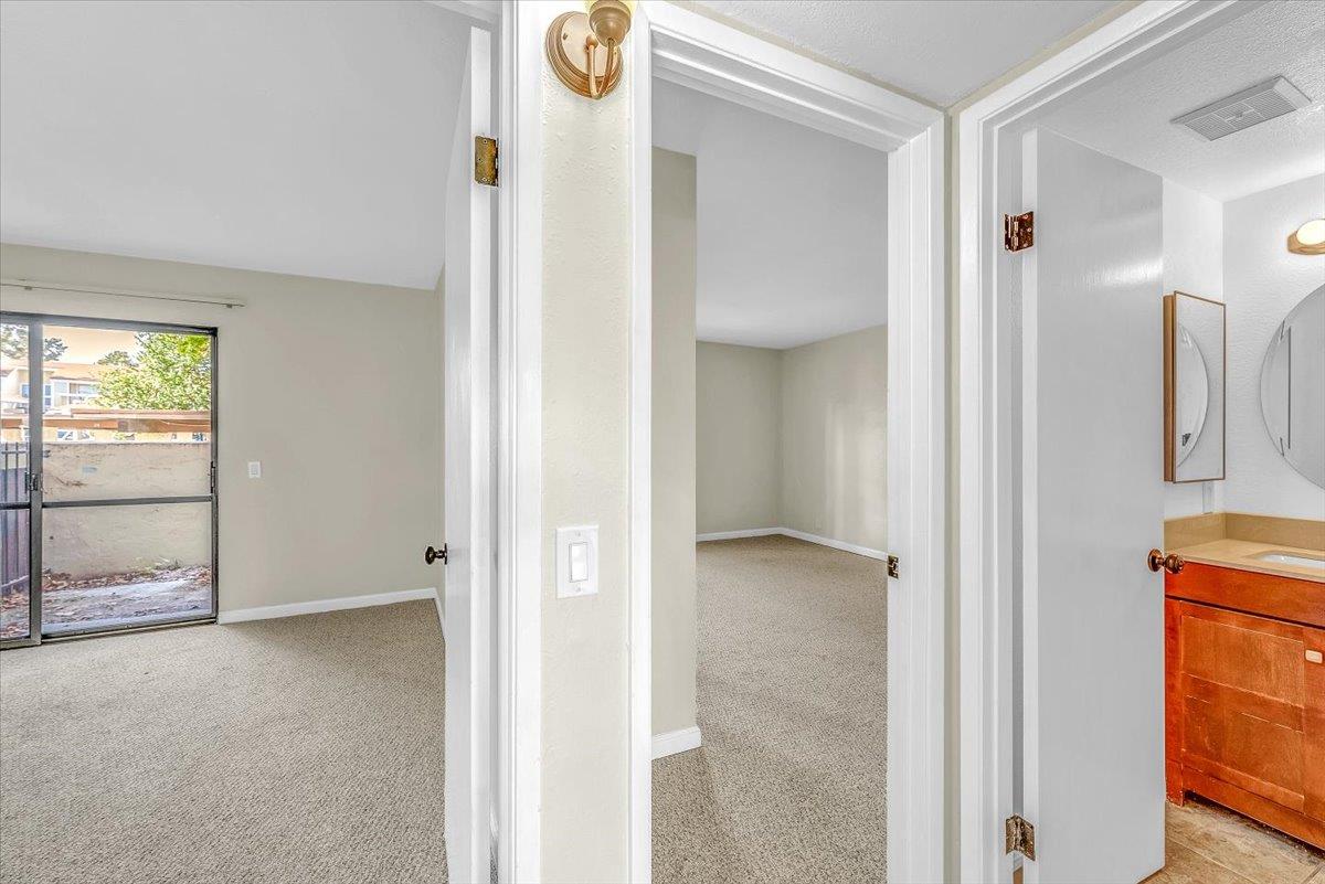 Detail Gallery Image 14 of 31 For 500 Glenwood Cir #2111,  Monterey,  CA 93940 - 2 Beds | 2 Baths
