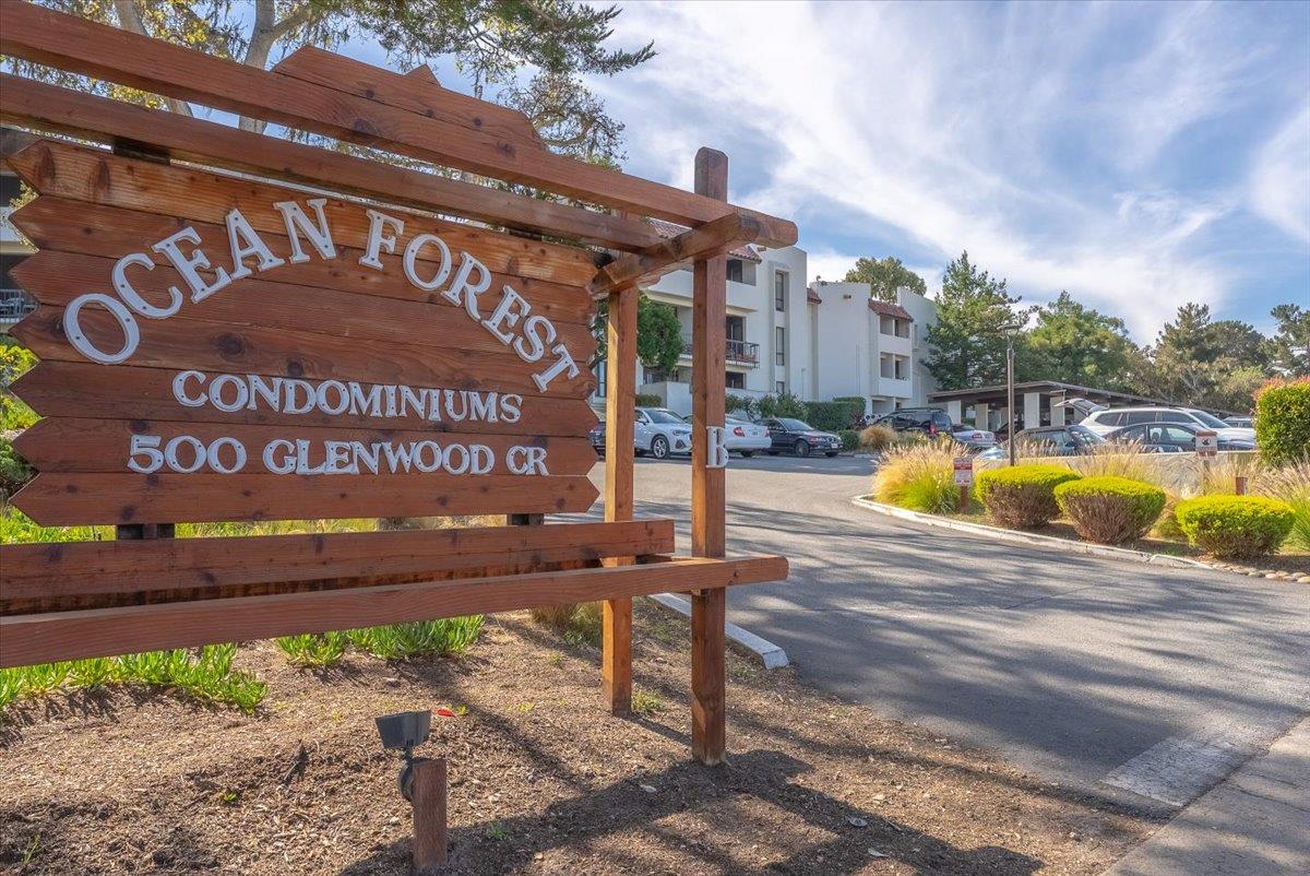 Detail Gallery Image 2 of 31 For 500 Glenwood Cir #2111,  Monterey,  CA 93940 - 2 Beds | 2 Baths