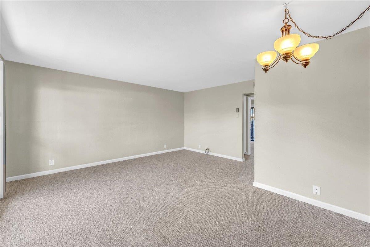 Detail Gallery Image 21 of 31 For 500 Glenwood Cir #2111,  Monterey,  CA 93940 - 2 Beds | 2 Baths