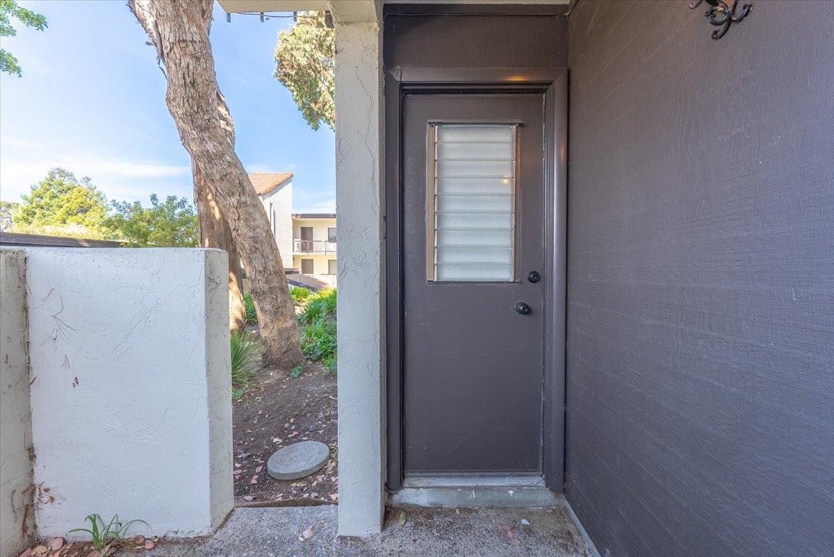 Detail Gallery Image 9 of 31 For 500 Glenwood Cir #2111,  Monterey,  CA 93940 - 2 Beds | 2 Baths