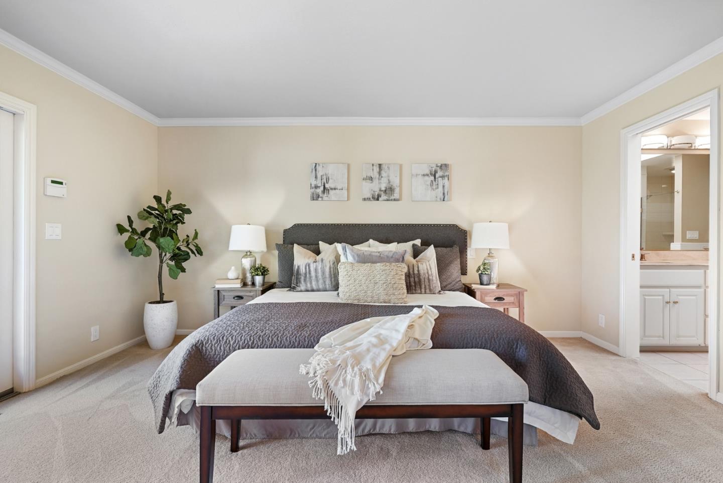 Detail Gallery Image 27 of 48 For 14 Sunkist Ln, Los Altos,  CA 94022 - 3 Beds | 3/1 Baths