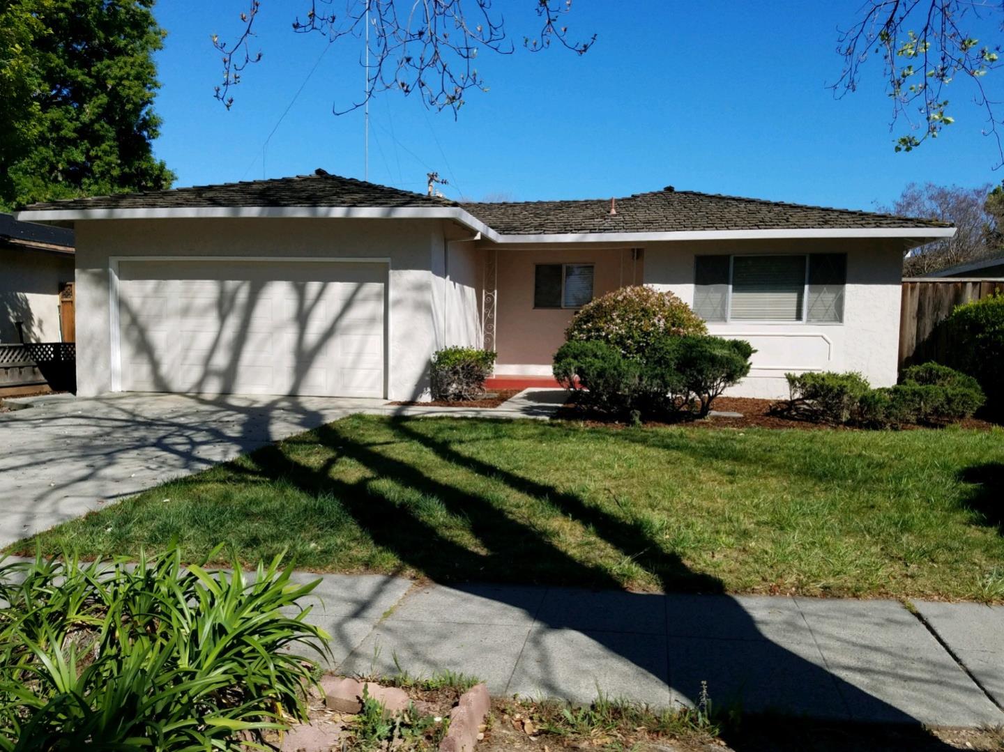 Detail Gallery Image 1 of 1 For 780 Hibiscus Ln, San Jose,  CA 95117 - 4 Beds | 2 Baths