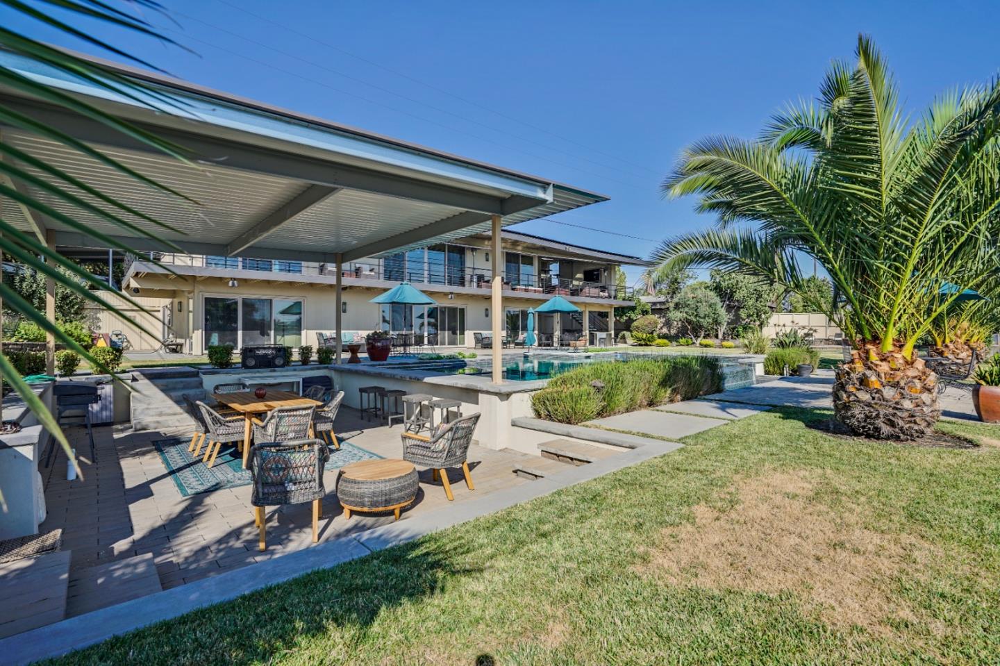 Detail Gallery Image 48 of 61 For 4469 Yacht Harbor Dr, Stockton,  CA 95204 - 4 Beds | 3/1 Baths