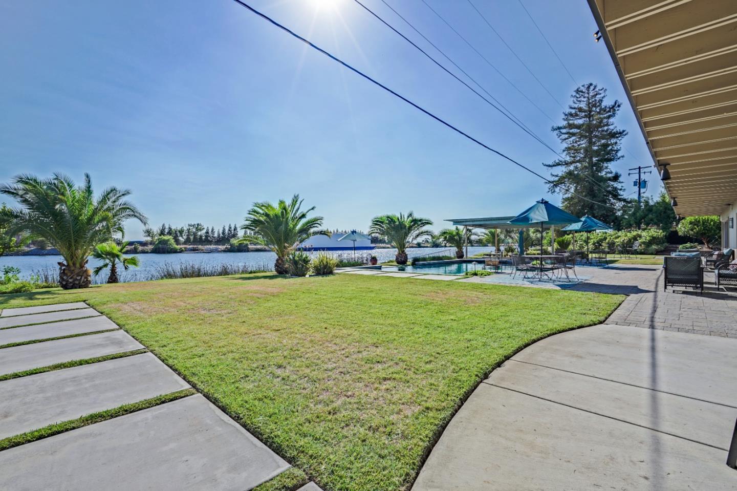 Detail Gallery Image 56 of 61 For 4469 Yacht Harbor Dr, Stockton,  CA 95204 - 4 Beds | 3/1 Baths