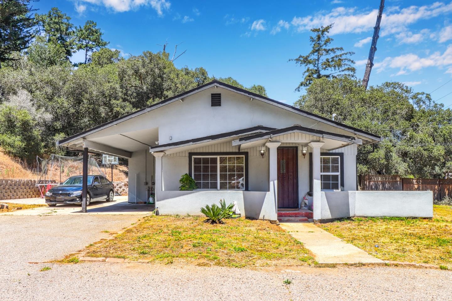 Detail Gallery Image 1 of 1 For 1972 San Miguel Canyon Rd, Salinas,  CA 93907 - 3 Beds | 2 Baths