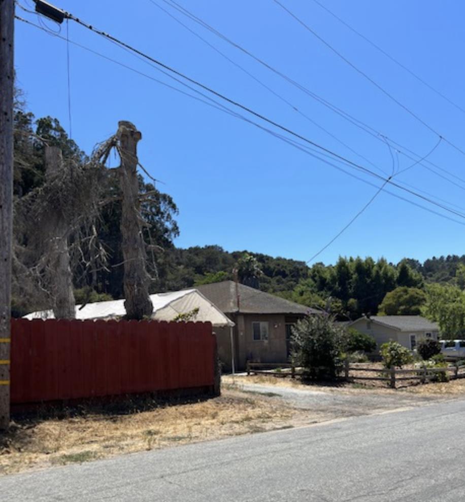 33 & 35 Live Oak Rd, Royal Oaks, CA 95076 6 Beds 3 Baths