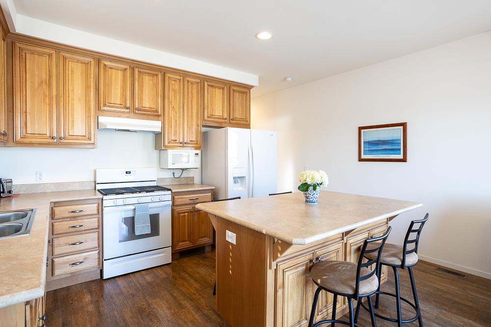 Detail Gallery Image 10 of 18 For 750 47th Ave #22,  Capitola,  CA 95010 - 2 Beds | 1 Baths
