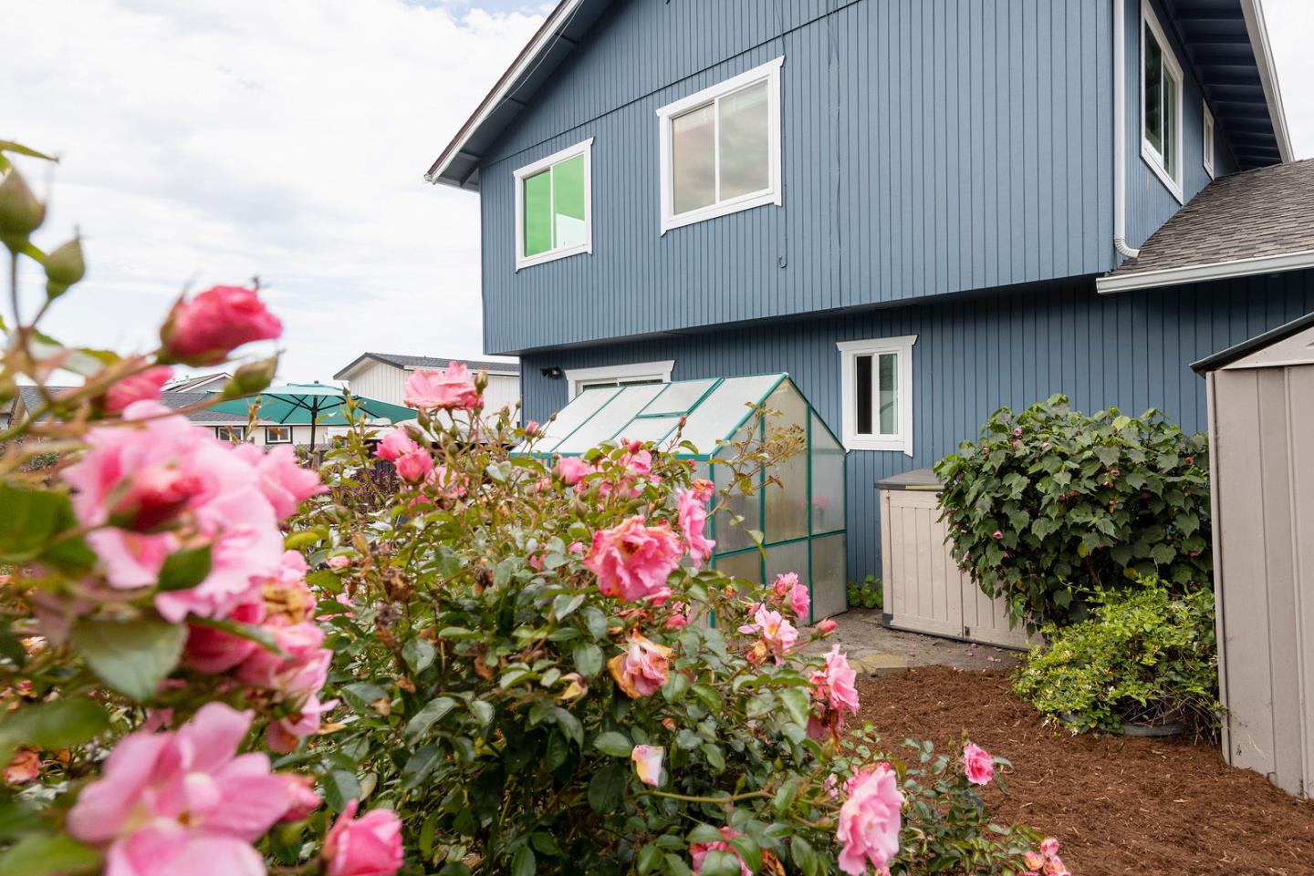 property-img