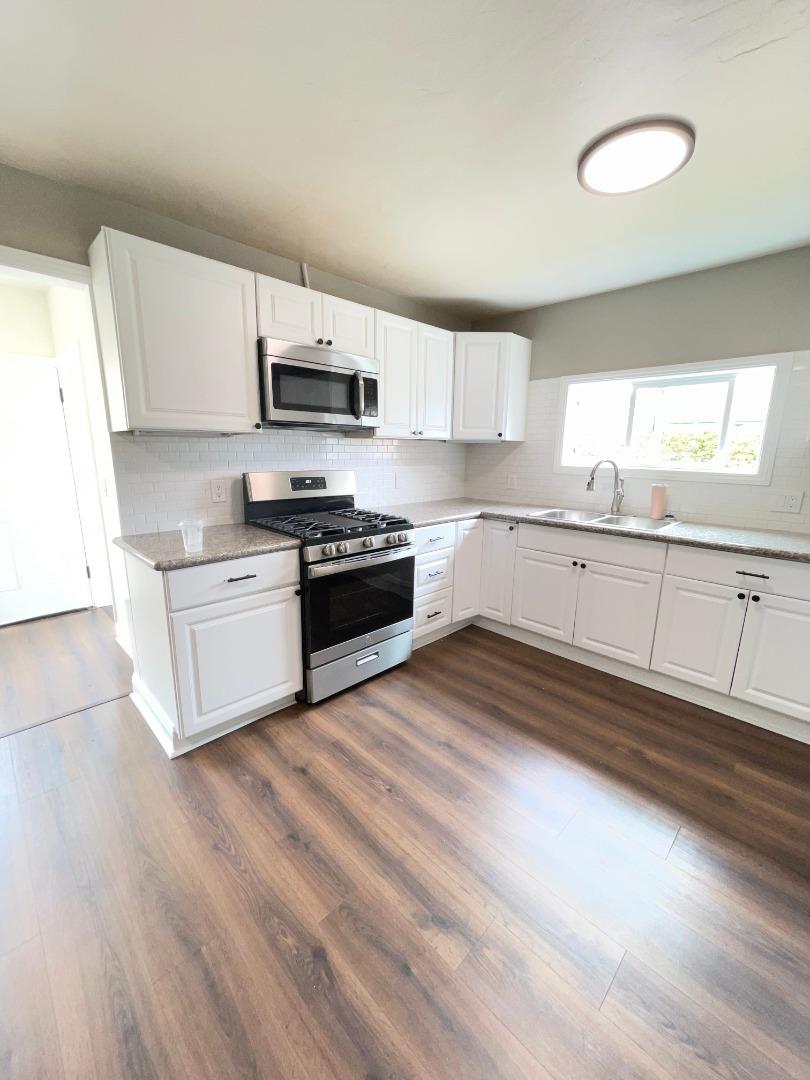 Detail Gallery Image 11 of 21 For 3168 De Forest Rd, Marina,  CA 93933 - 2 Beds | 1 Baths