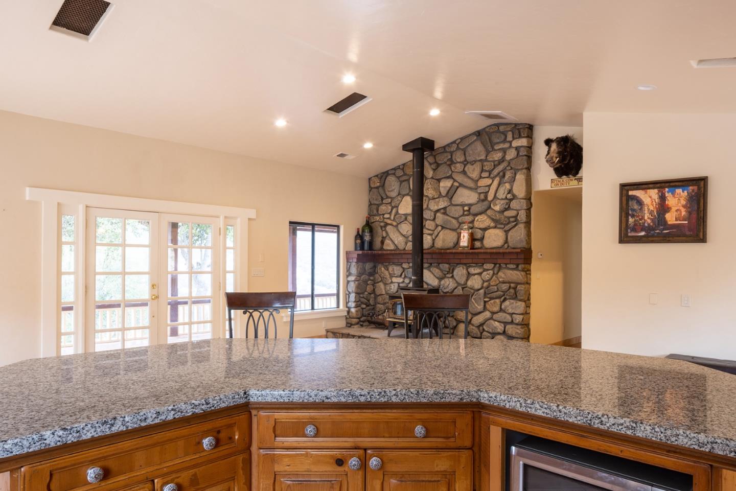Detail Gallery Image 12 of 29 For 19231 Cachagua Rd, Carmel Valley,  CA 93924 - 3 Beds | 2 Baths
