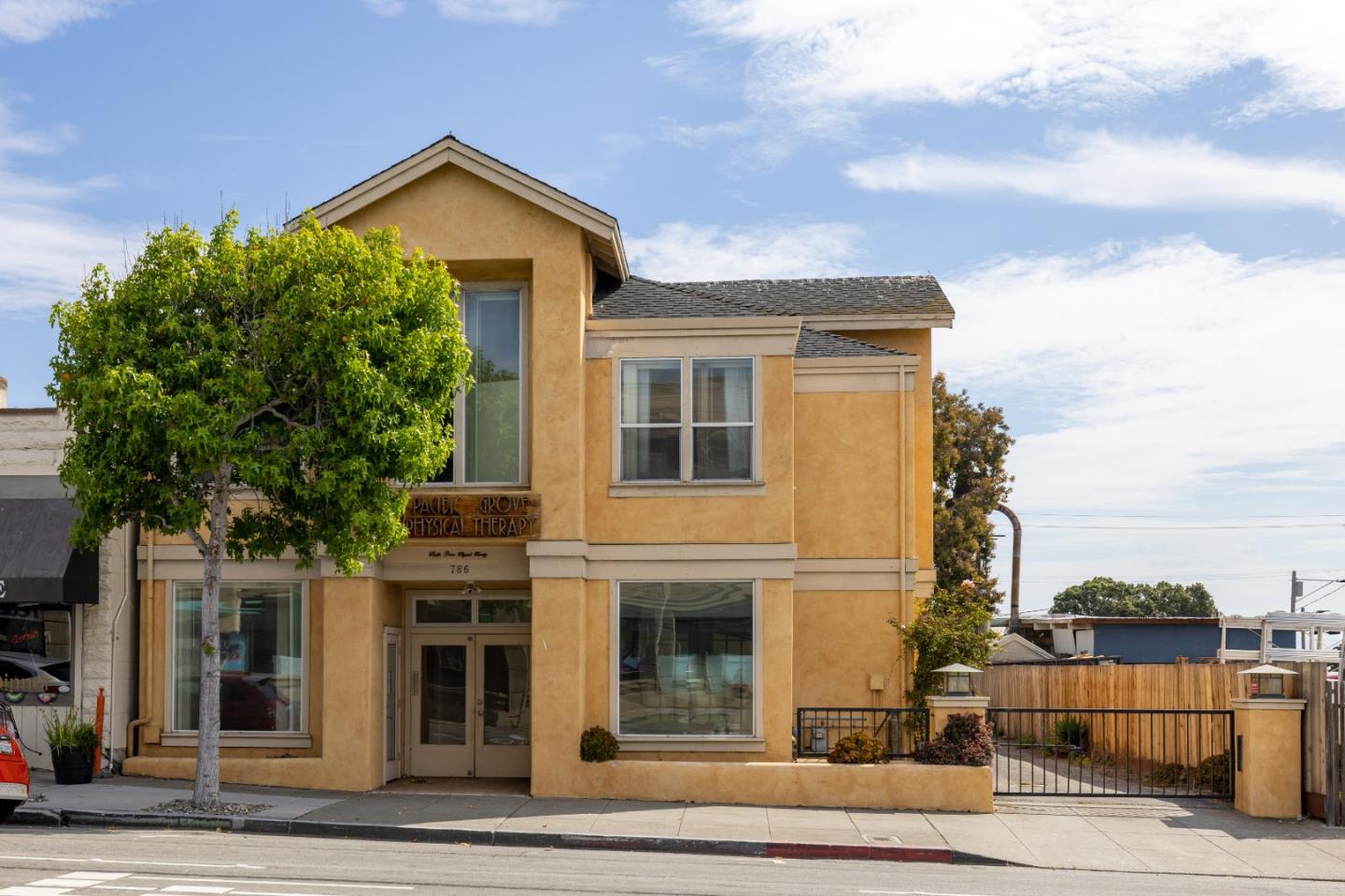 Detail Gallery Image 1 of 3 For 786 Lighthouse Ave, Monterey,  CA 93940 - – Beds | – Baths